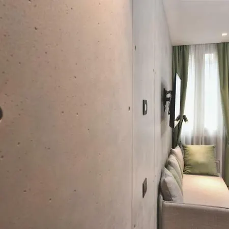 Maison Ducal מלון 3*